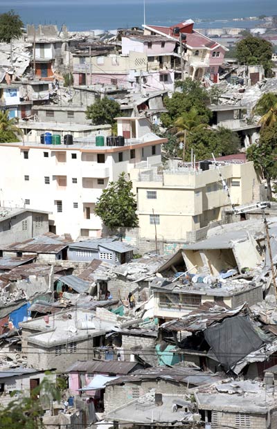 Casas destrudas pelo terremoto que devastou o Haiti em 2010