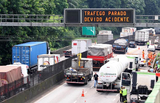 Caminhoneiros de São Paulo estão liberados de exame toxicológico para tirar CNH 