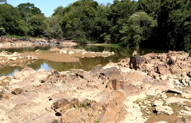 Vista do rio Atibaia, um dos que compem o sistema PCJ (Piracicaba, Capivari e Jundia)