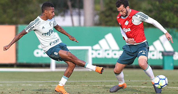 Tch&ecirc; Tch&ecirc; e Edu Dracena durante treinamento do Palmeiras