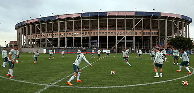 Jogadores do Palmeiras treinam na Argentina para pegar o Boca