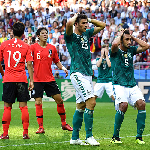 Jogadores da Alemanha lamentam chance perdida