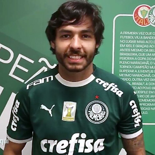 Ricardo Goulart &eacute; apresentado no Palmeiras