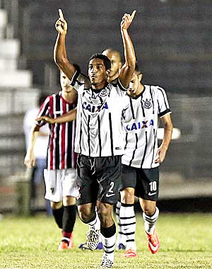 Timão atropela o Tricolor e vai à final contra Botafogo de Ribeirão na Copinha