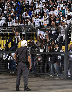 ConfusÃ£o e adeus do Peixe Ã  Libertadores
