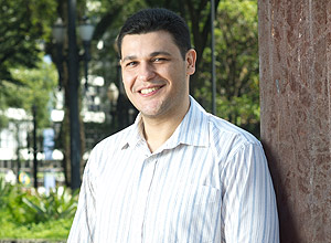 Leonardo Nogueira, 31, mesmo empregado,estuda para concurso pblico do Banco Central