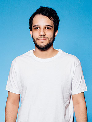Henrique Caprinos, 24, abandonou a publicidade para ser produtor de games