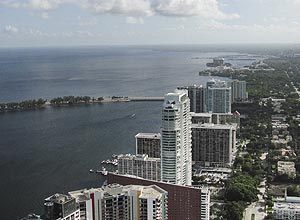 MIAMI, FLORIDA, EUA, 01-08-2011, 11h00: Vista panoramica de empreendimento 4 Seasons em Brickle, Miami. (Foto: Cristiane Capuchinho/Folhapress, IMOVEIS) ***EXCLUSIVO***