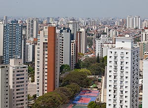 SO PAULO, SP, BRASIL, 03-10-2012: Vista do distrito da Vila Mariana,na zona sul, regio que vendeumetade dos imveis comerciais da cidade em trs anos