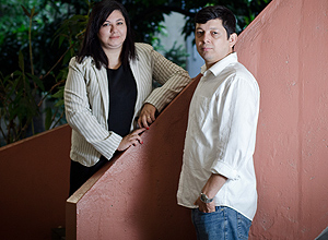 O casal Tatiane Almeida, 33, e o engenheiro naval Diego Sarzosa Burgos, 30, apontam oferta reduzida e preo alto