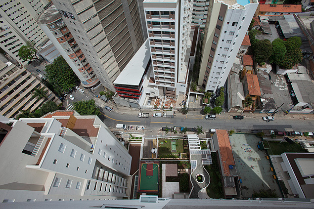 Vista de prédio na rua Paim, em São Paulo