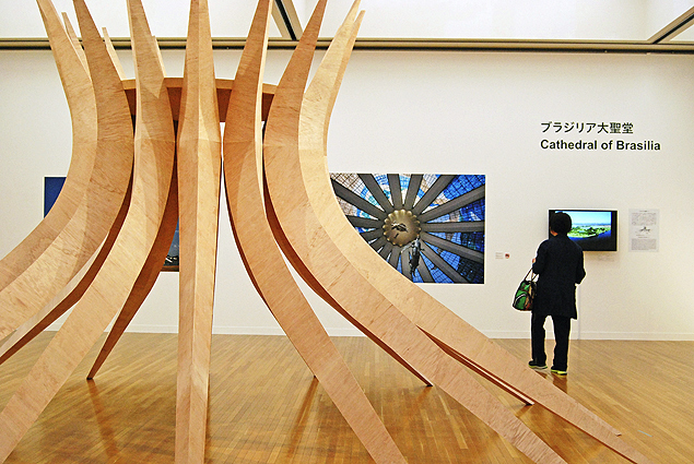 Exposio que homenageia o arquiteto Oscar Niemeyer  aberta em museu de Tquio, no Japo