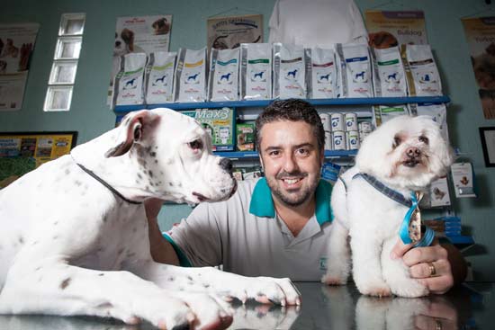 O dono do Country Pet Shop, Julio Marques, fez ao de marketing para que clientes antigos retornassem