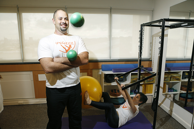 Jonatan Galina, 32, é filho mais novo e professor de pilates 