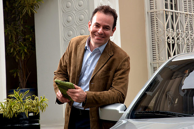 Luiz Barros  fundador da Kitar, que compra carros de pessoas que ficaram inadimplentes no financiamento