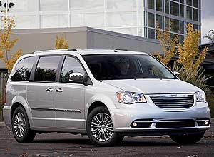 Minivan norte-americana ganhou novo visual na linha 2011