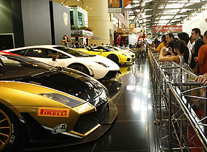 Estande da Lamborghini, na edio 2010 do Salo de So Paulo