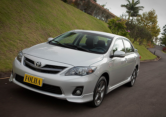 Toyota Corolla fechará 2012 como o sedã médio mais vendido do mercado brasileiro
