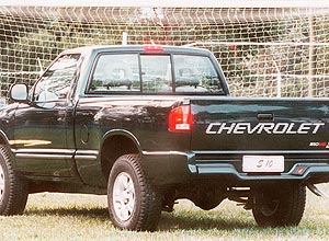 Na Copa da Frana (1998), a Chevrolet lanou a S10 Champ