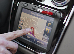 Renault Duster TechRoad terá sistema GPS incorporado ao painel semelhante ao adotado na Europa pelo Dacia Lodgy (foto)