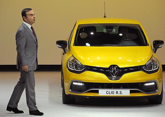 Carlos Ghosn, CEO do grupo Renault Nissan, apresenta a vero RS do novo Clio europeu