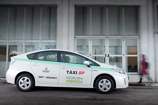 Toyota Prius integra frota de txis hbridos em So Paulo