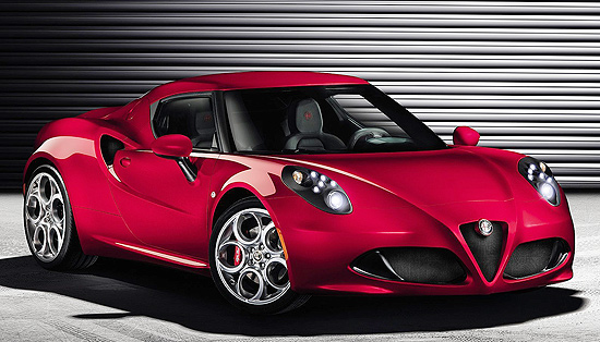 Cup esportivo 4C ser o destaque da Alfa Romeo na mostra sua; modelo ser vendido nos EUA com aval da Chrysler