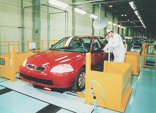 Honda iniciou a produo do sed Civic no Brasil em 1997
