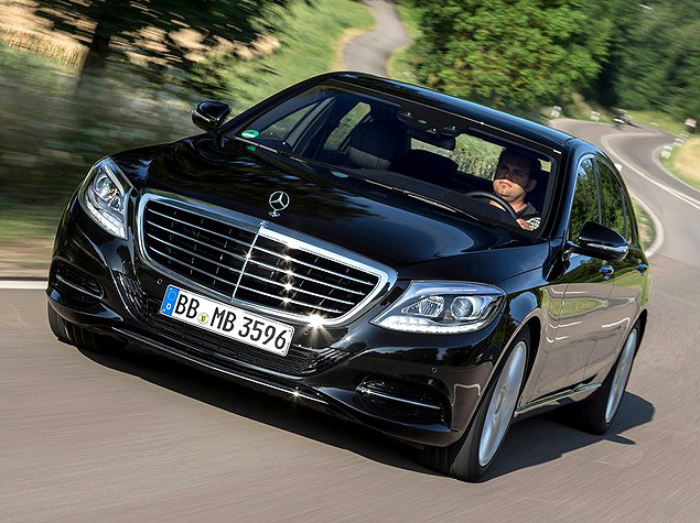 Mercedes-Benz projeta crescimento de 30% do mercado de carros de luxo no Brasil em 2014