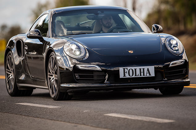 Porsche 911 Turbo fez de 0 a 100 km/h em 3,1 segundos no teste Folha-Mau