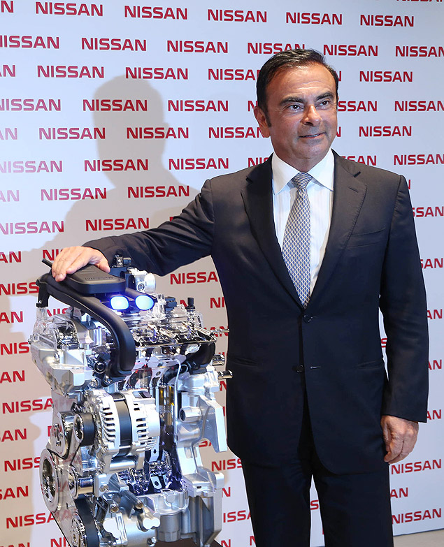 Presidente da Nissan, Carlos Ghosn, anuncia novo motor de 3 cilindros para a linha Versa 2015