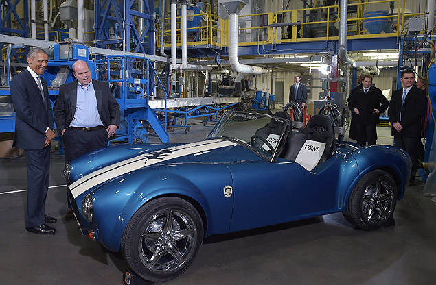 Presidente dos EUA, Barack Obama conhece o primeiro carro do mundo criado a partir de uma impressora 3D