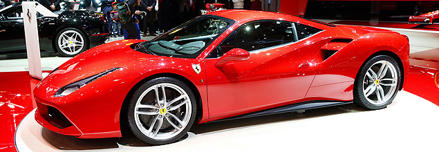 Arnd Wiegmann/Reuters Ferrari 488 GTB é a nova estrela da fabricante de Maranello