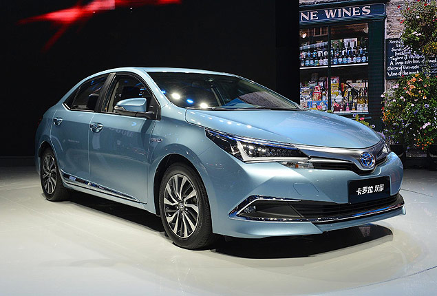 Corolla Hybrid promete consumo de 20,4 km/l
