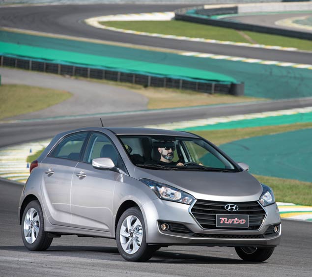 Hyundai HB20 1.0 Turbo chega s cvoncessionrias com preo a partir de R$ 47,4 mil