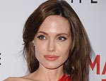Angelina Jolie diz que seus filhos gostam de comer grilos