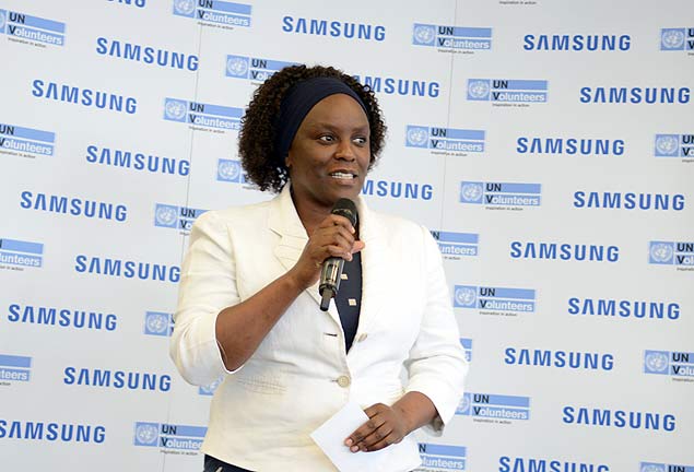 Amanda Mukwashi, chefe do setor de Conhecimento sobre Voluntariado e Inovação do UNV, em anúncio de parceria inédita com a Samsung, no Brasil