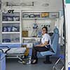 A enfermeira e socorrista Tatiane Aquino, que utiliza o respirador porttil da Magnamed