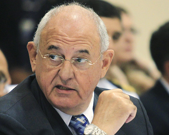 Nelson Jobim chamou ministra Ideli Salvati de "fraquinha"