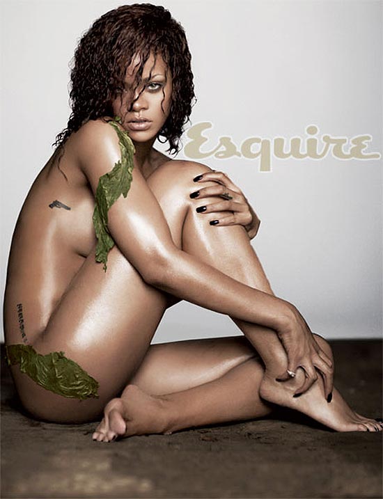 A cantora Rihanna em foto para a revista "Rihanna"