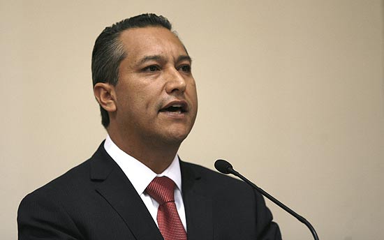 Ministro do Interior do Mxico, Francisco Blake Mora; morre em acidente de helicptero