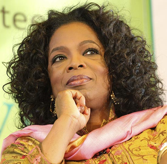 A apresentadora Oprah Winfrey, considerada a celebridade mais famosa do mundo pela revista 'Forbes