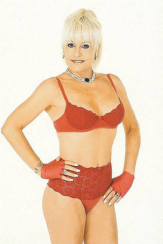 Ana Maria Braga de lingerie em 1999