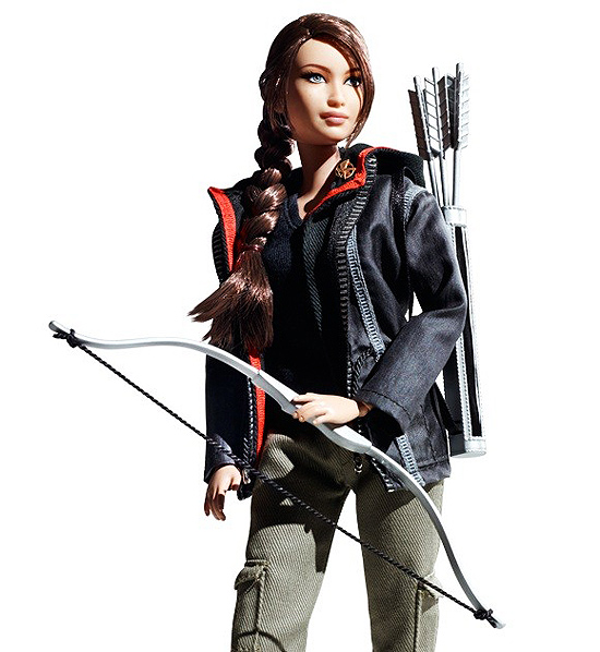 Eu quero! Mattel lança Barbie Katniss, de “Jogos Vorazes”!