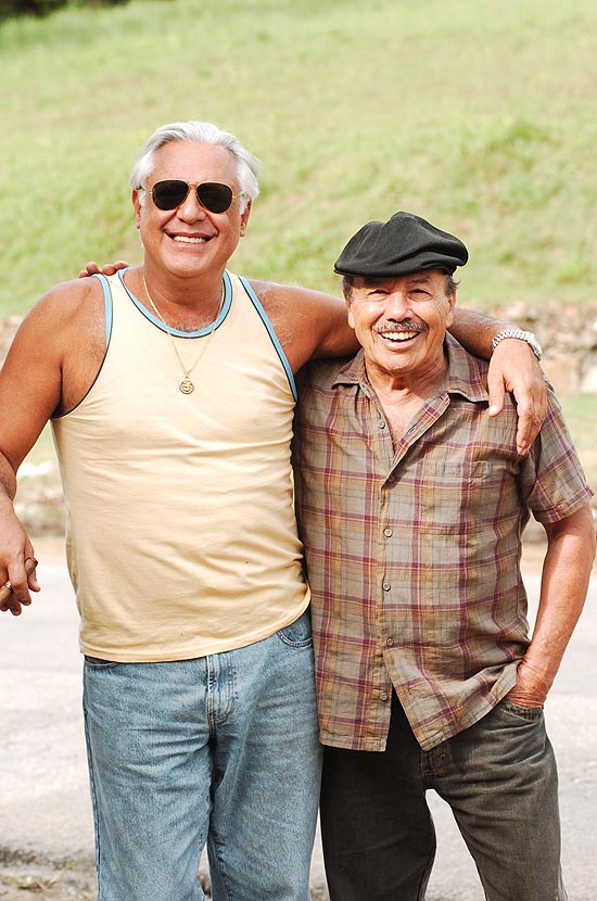 Antônio Fagundes e Estênio Garcia como Pedro e Bino da série "Carga Pesada" (Globo)