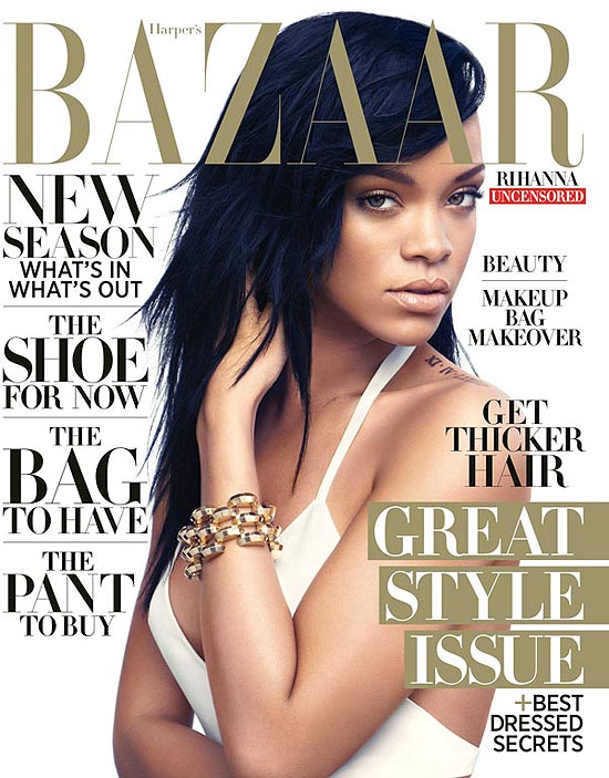 A cantora Rihanna na capa da "Harper's Bazaar"
