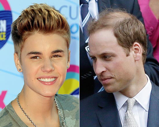 O cantor adolescente Justin Bieber (à esq.), que criticou em entrevista a careca do príncipe William da Inglaterra