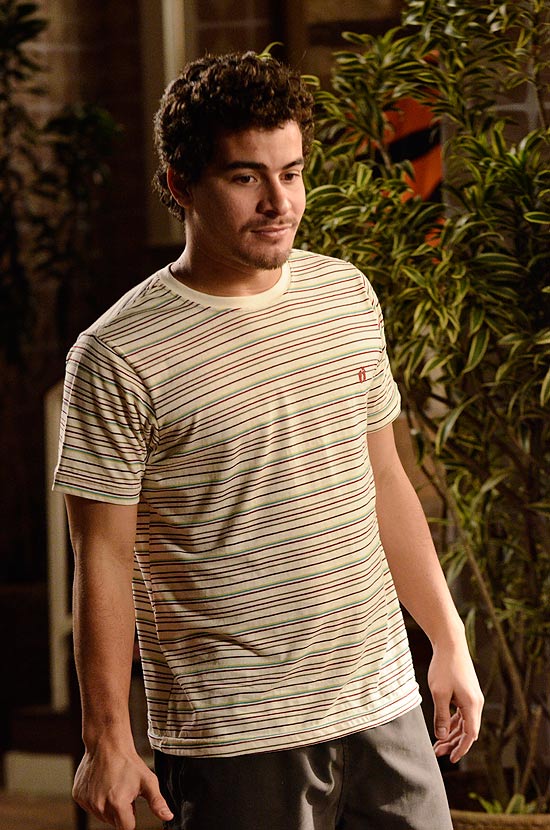 O ator Thiago Martins, o Leandro de "Avenida Martins", est no elenco da prxima novela das 18 horas