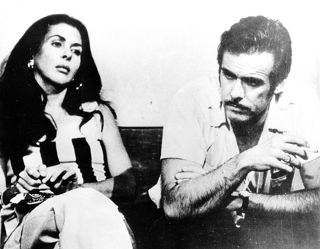 Os atores Francisco Cuoco e Betty Faria em cena da primeira versão da novela "Pecado Capital"