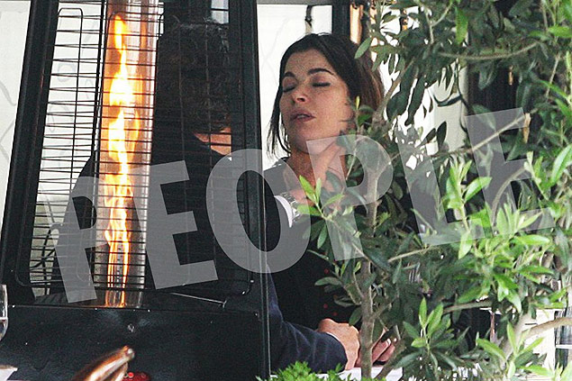 Fotógrafo flagra apresentadora Nigella Lawson sendo agredida pelo marido